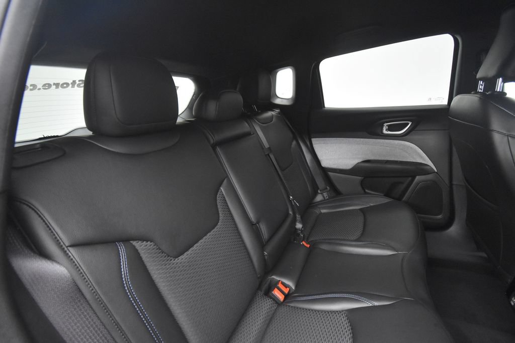 Certified 2023 Jeep Compass Latitude AWD/4WD image 18