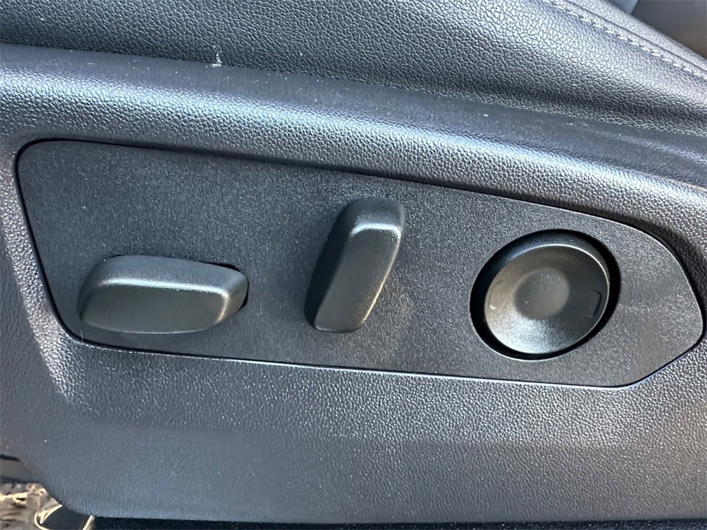 Used 2024 GMC Sierra 1500 SLT w/ SLT Premium Plus Package image 10