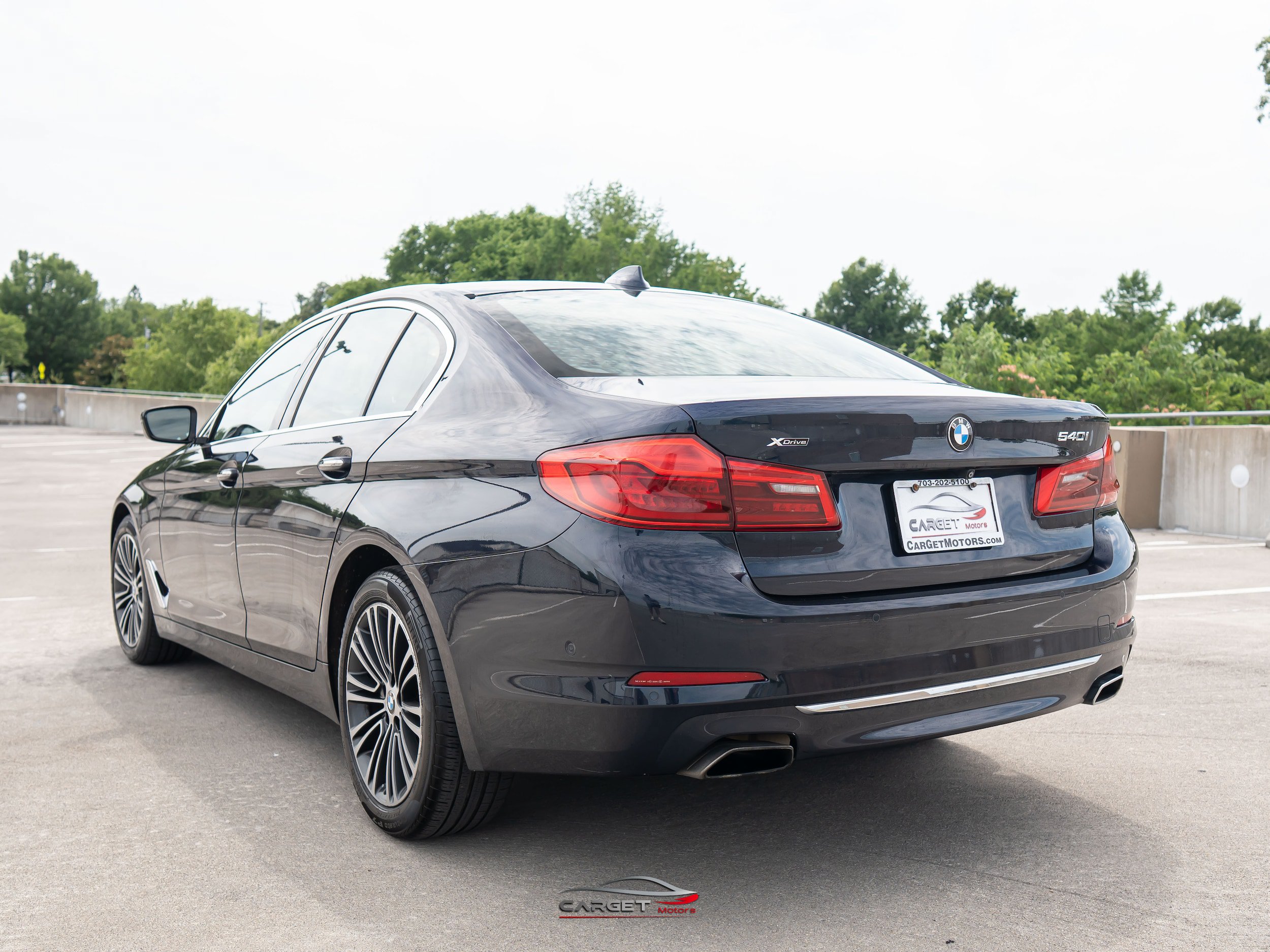 Used 2017 BMW 540i xDrive AWD/4WD image 5