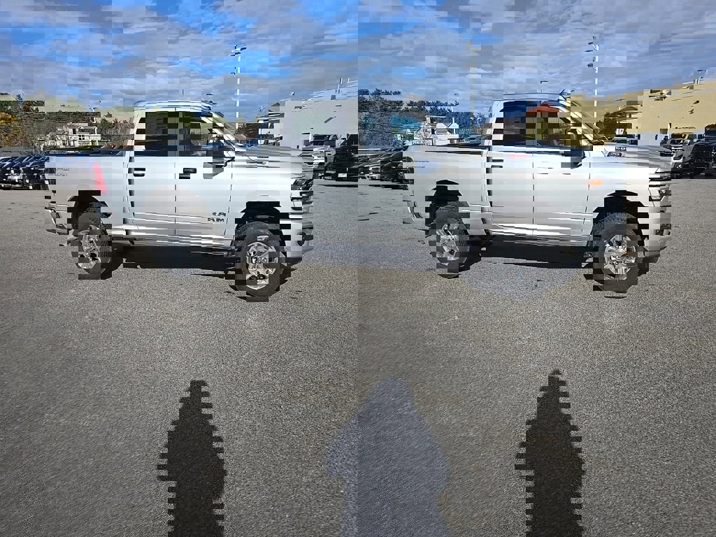 New 2026 RAM 2500 Big Horn image 8