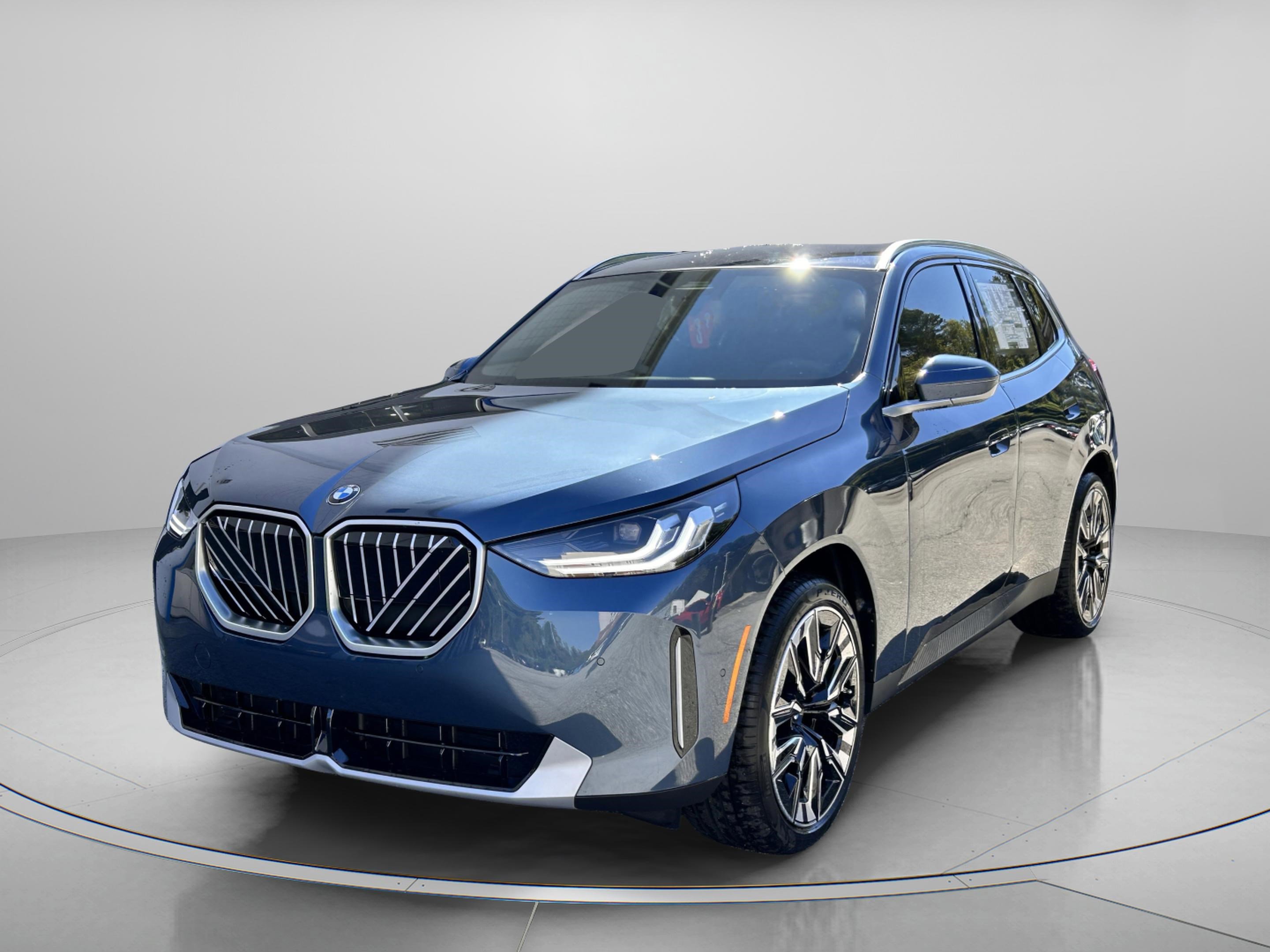 Used 2026 BMW X3 xDrive30 w/ Convenience Package image 2