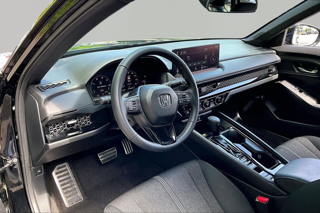 Certified 2025 Honda Accord Sport image 12