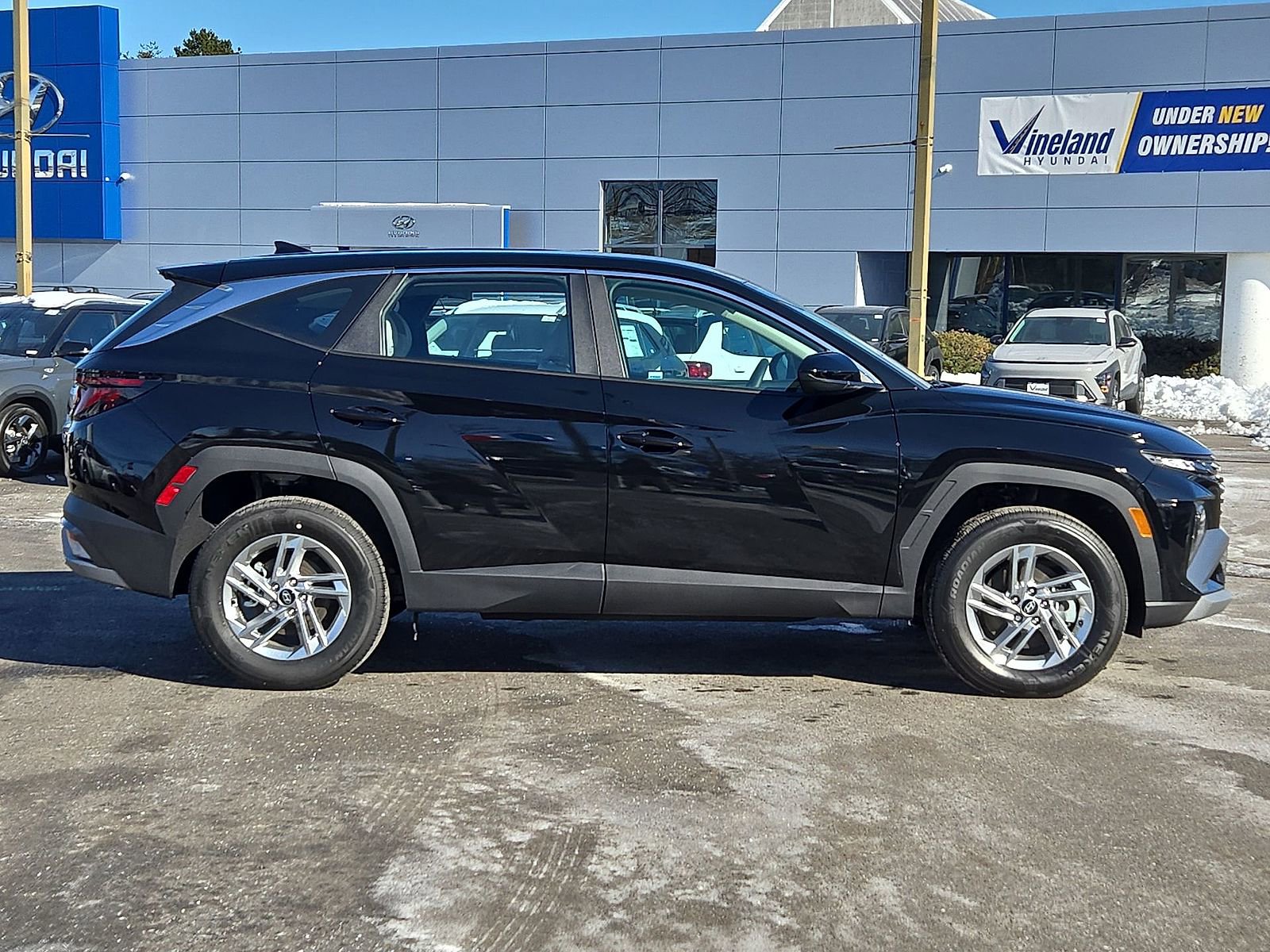 Used 2025 Hyundai Tucson SE AWD/4WD image 31