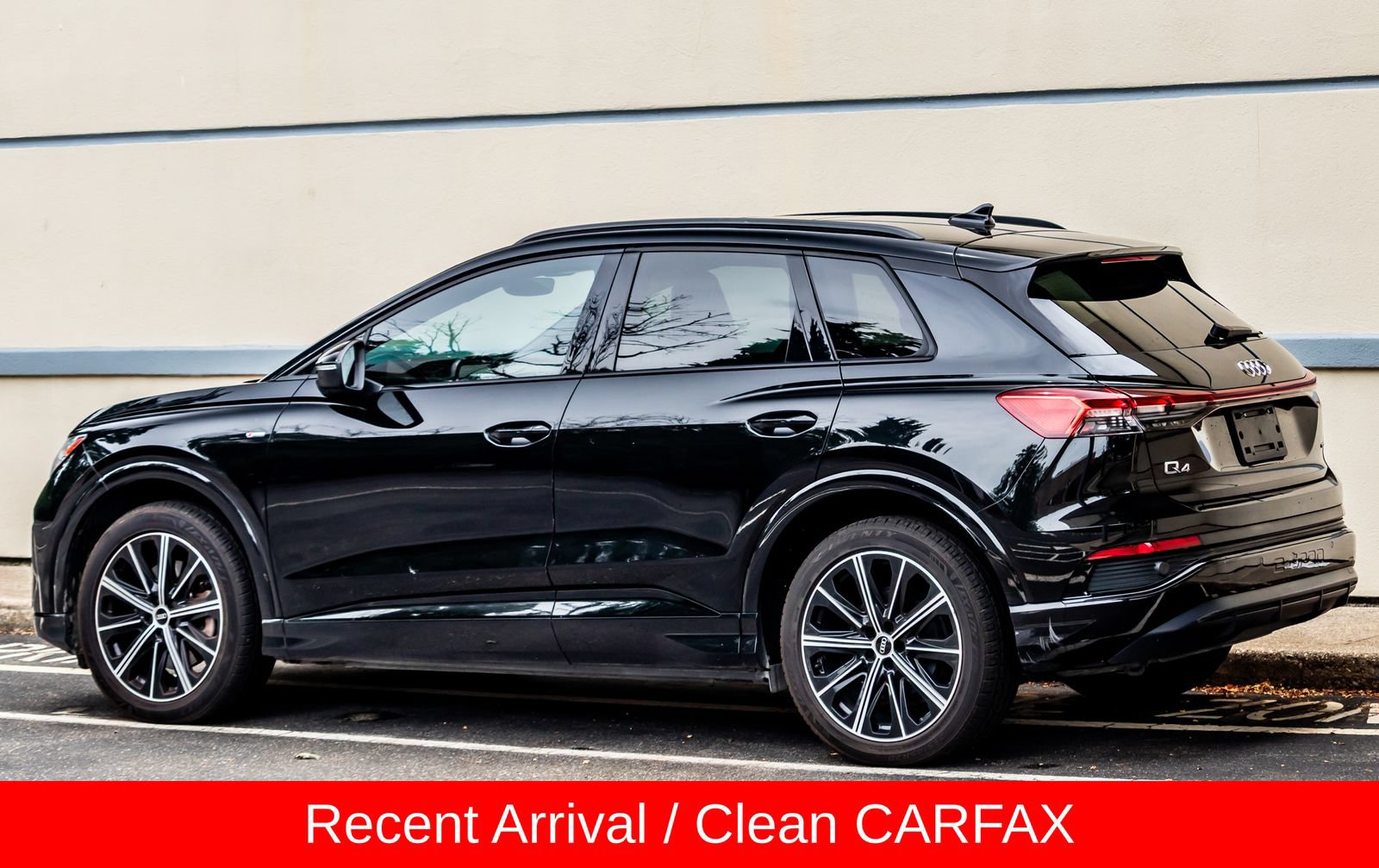 Used 2022 Audi Q4 e-tron Premium Plus AWD/4WD image 4