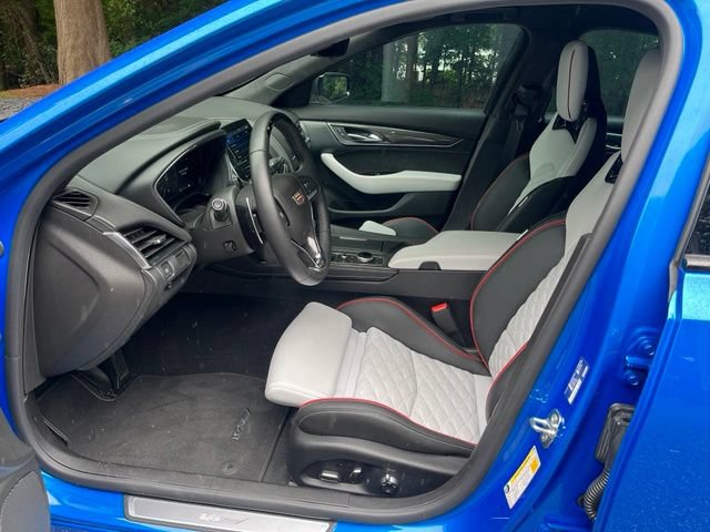 Used 2024 Cadillac CT5 V Blackwing w/ Carbon Fiber Package 1 RWD image 5