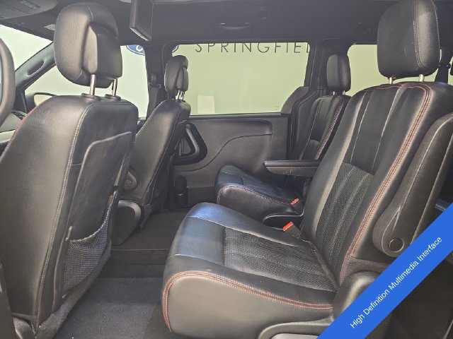 Used 2016 Dodge Grand Caravan R/T FWD image 19