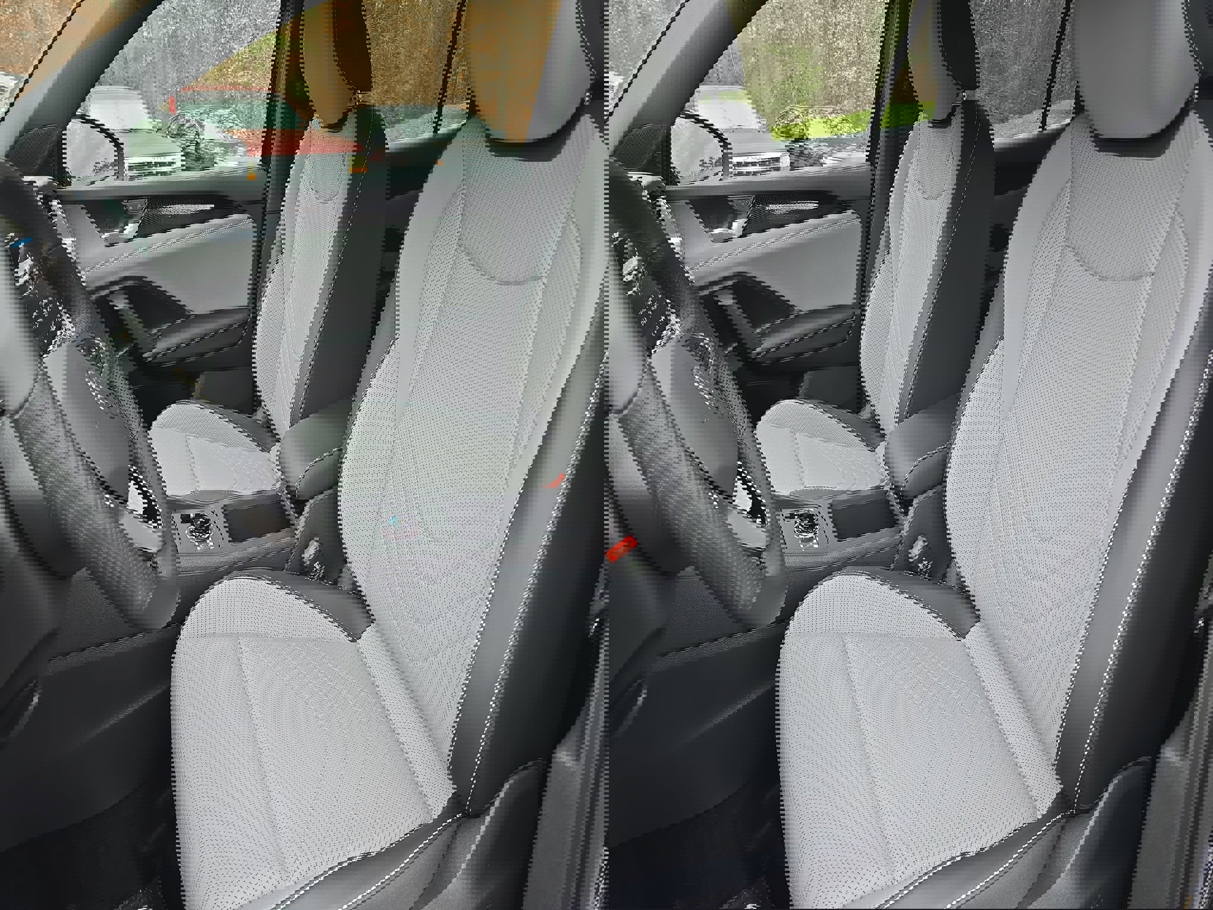 New 2026 Volkswagen Tiguan SE R-Line image 15