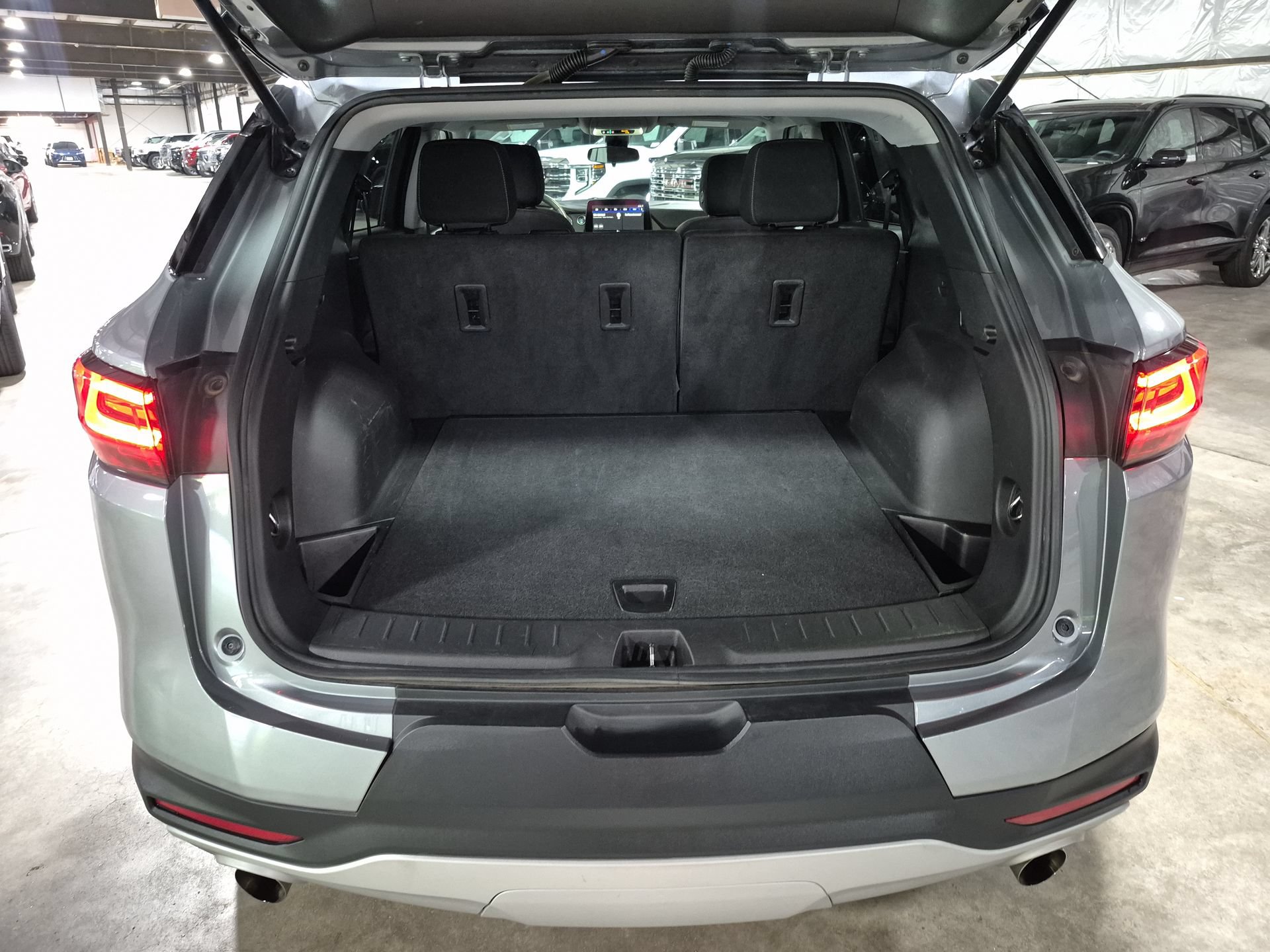 Certified 2025 Chevrolet Blazer LT AWD/4WD image 25