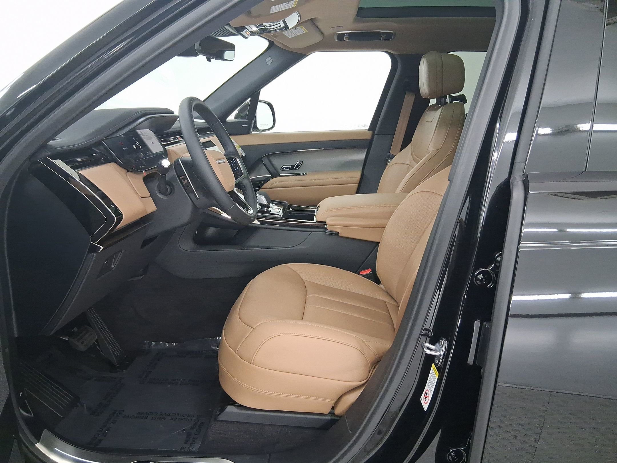 New 2026 Land Rover Range Rover Sport SE AWD/4WD image 5