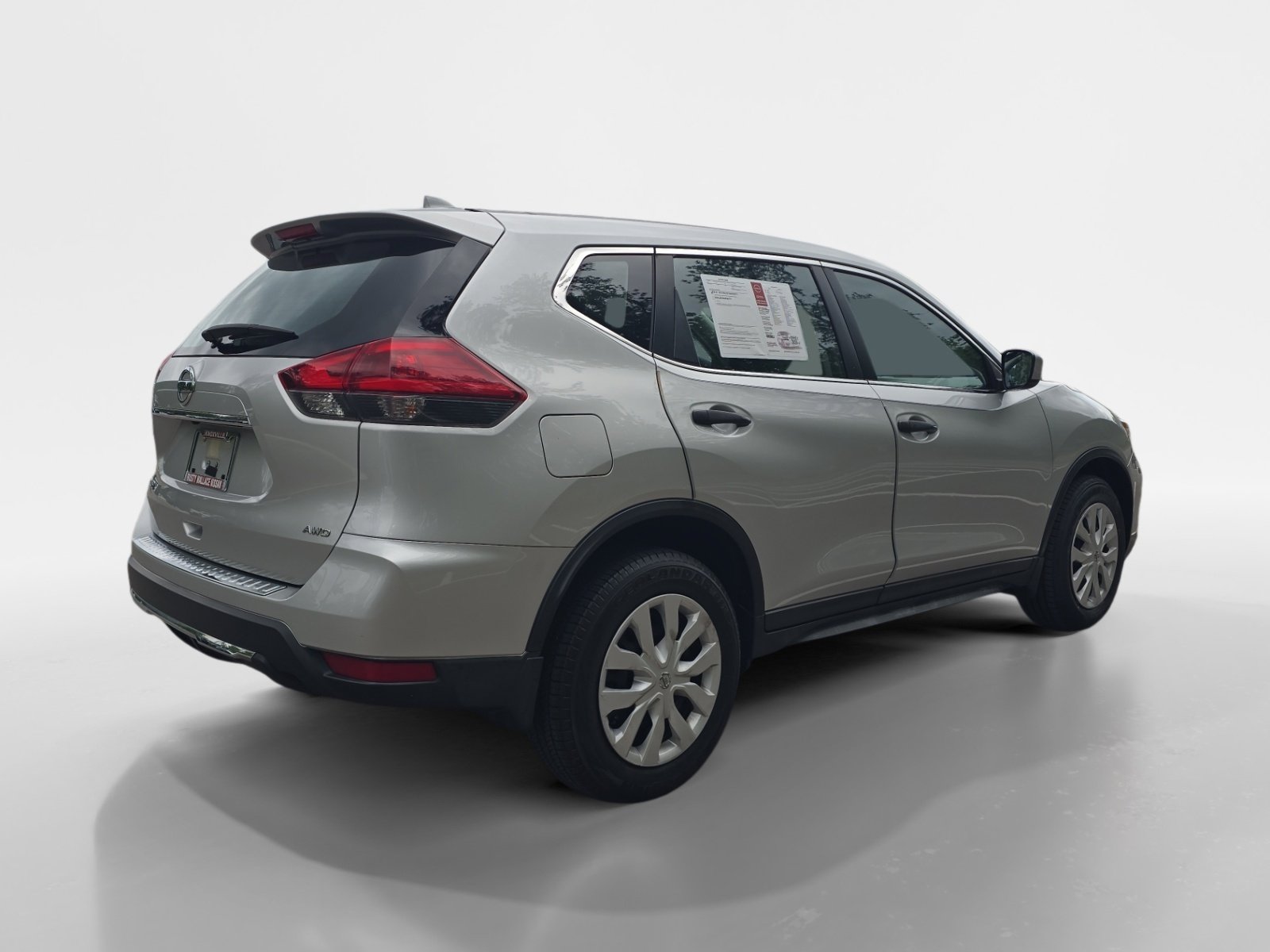 Used 2018 Nissan Rogue S AWD/4WD image 5