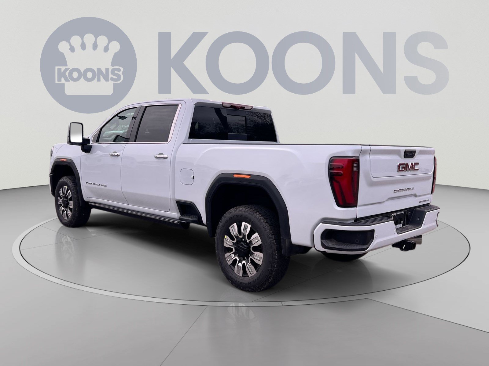 New 2026 GMC Sierra 3500 Denali w/ Denali Reserve Package AWD/4WD image 4