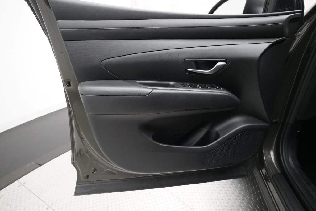 Used 2025 Hyundai Tucson SEL AWD/4WD image 27