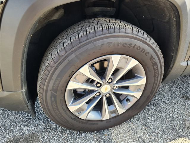 Used 2026 Chevrolet Equinox LT w/ Safety and Technology Package FWD image 10