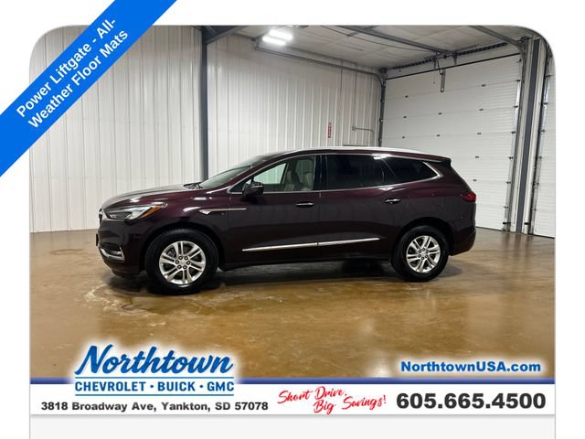 Used 2018 Buick Enclave Essence AWD/4WD image 2