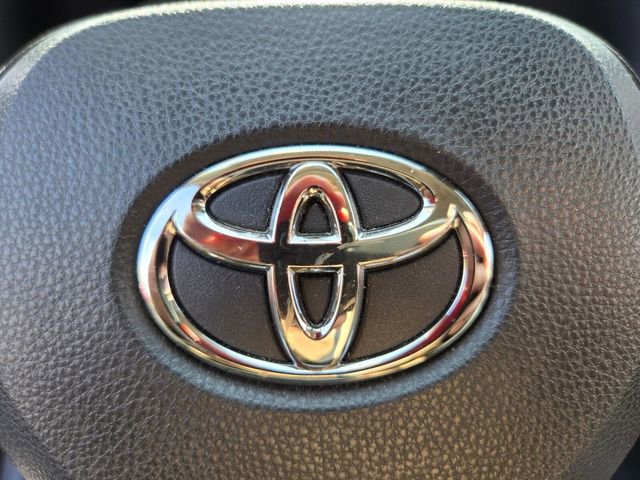 Used 2021 Toyota RAV4 TRD Off-Road AWD/4WD image 32