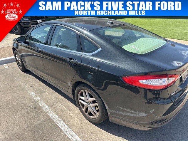Used 2014 Ford Fusion SE FWD image 8