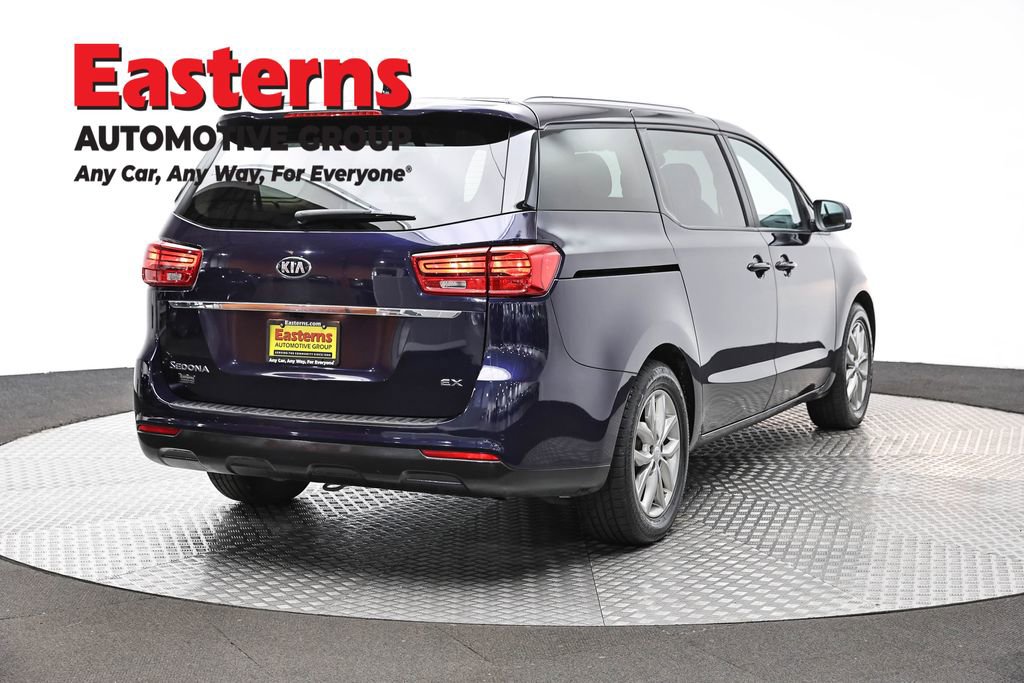Used 2021 Kia Sedona EX image 5