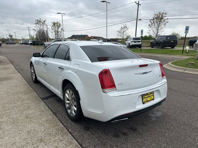 Used 2017 Chrysler 300 C w/ Safetytec Plus Group AWD/4WD image 7