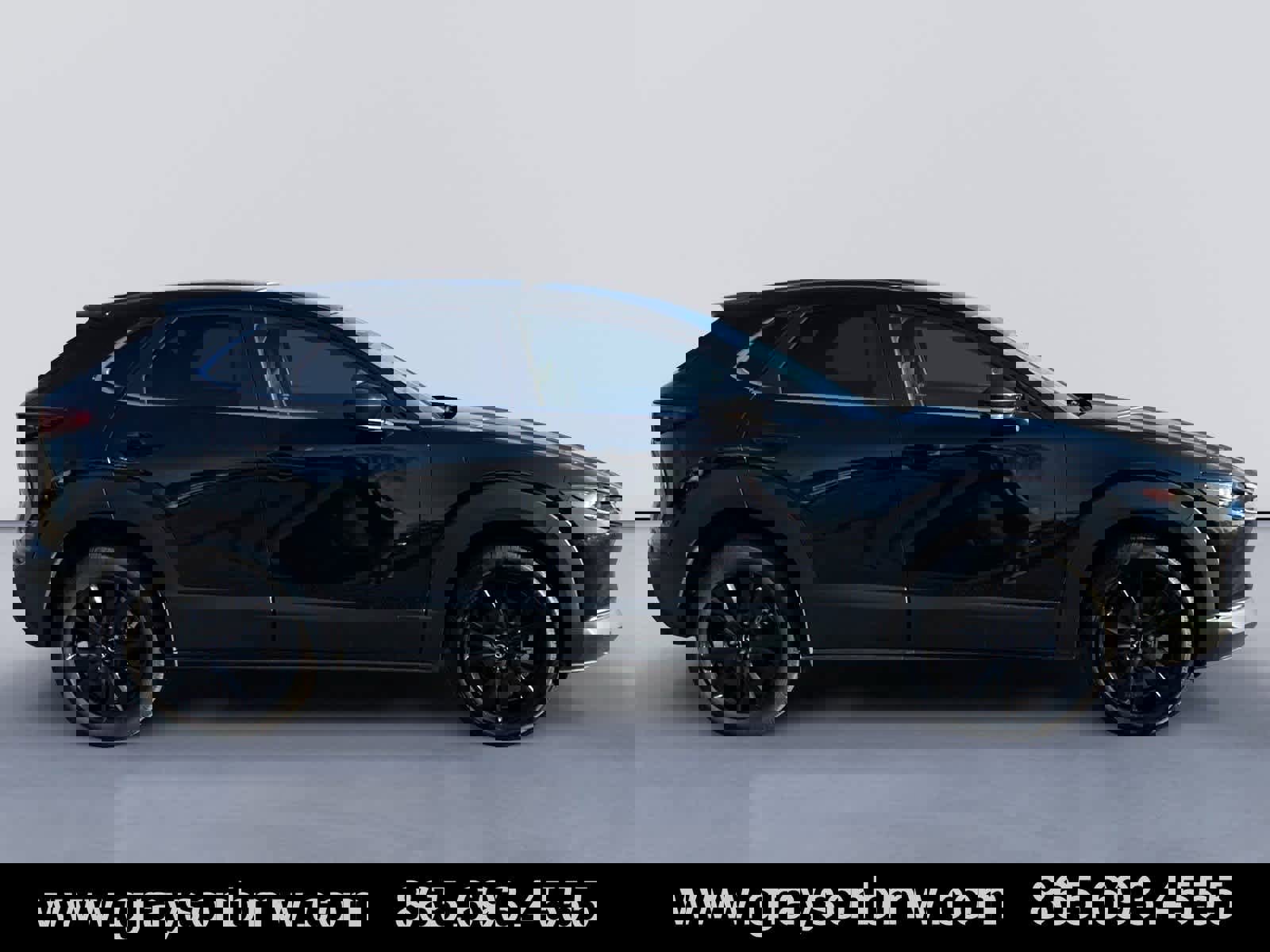 Used 2024 MAZDA CX-30 AWD 2.5 S w/ Select Sport Pkg image 2