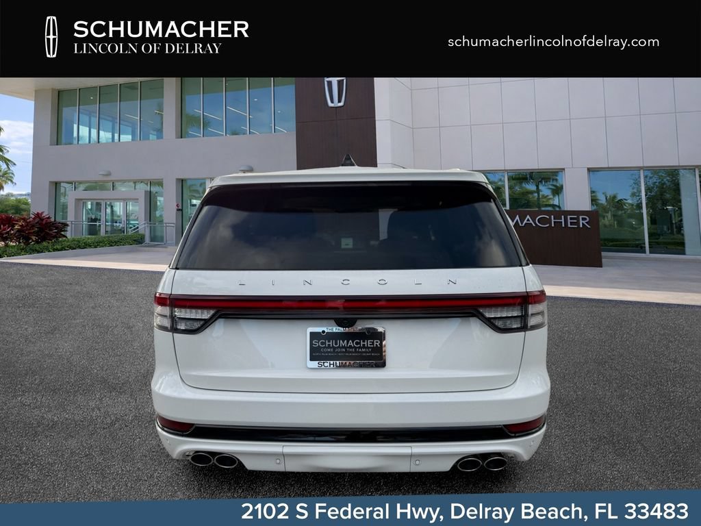 New 2026 Lincoln Aviator 2WD w/ Jet Appearance Package image 6