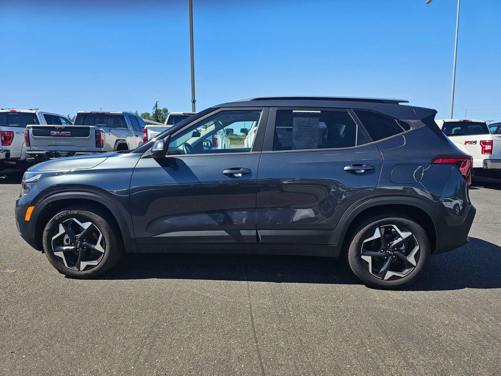 Used 2025 Kia Seltos S FWD image 6