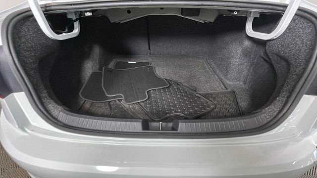 Used 2019 Volkswagen Jetta SE FWD image 26
