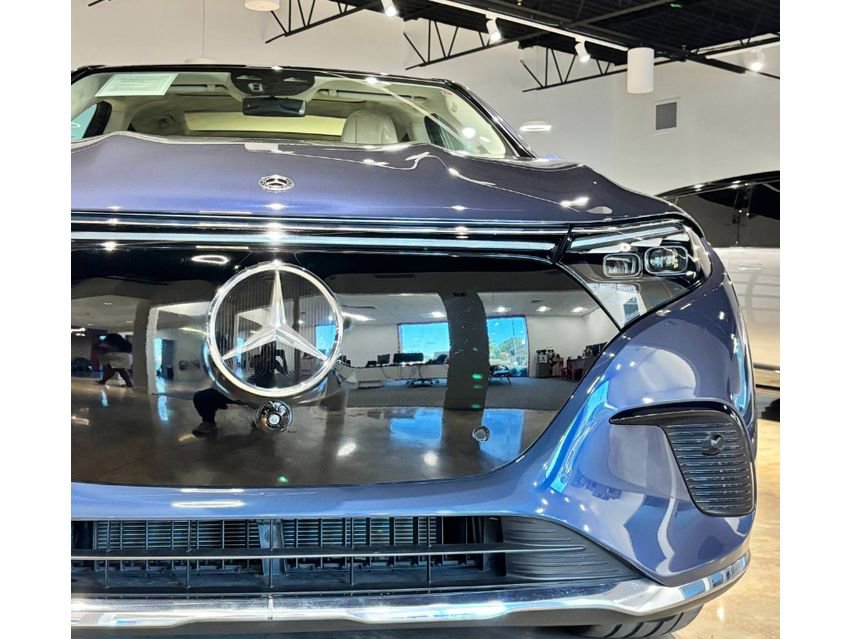 Used 2023 Mercedes-Benz EQS 450+ SUV w/ Exclusive Trim Package image 5