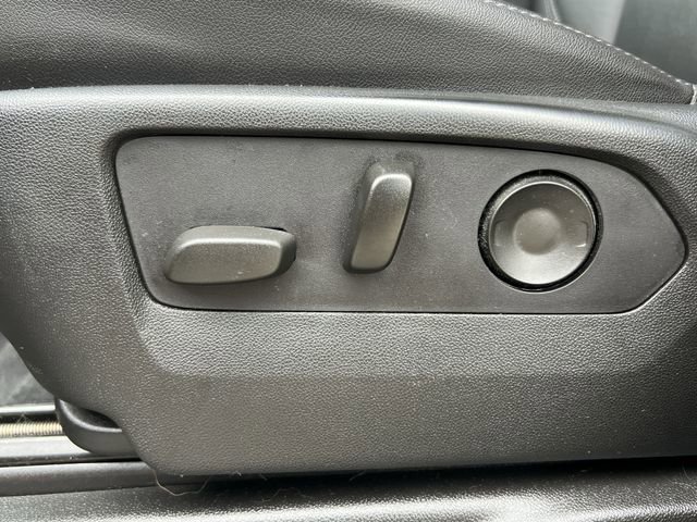 Used 2021 Chevrolet Tahoe Z71 image 25