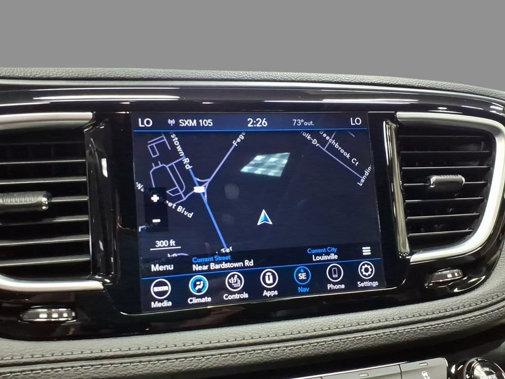Used 2020 Chrysler Pacifica Limited FWD image 26