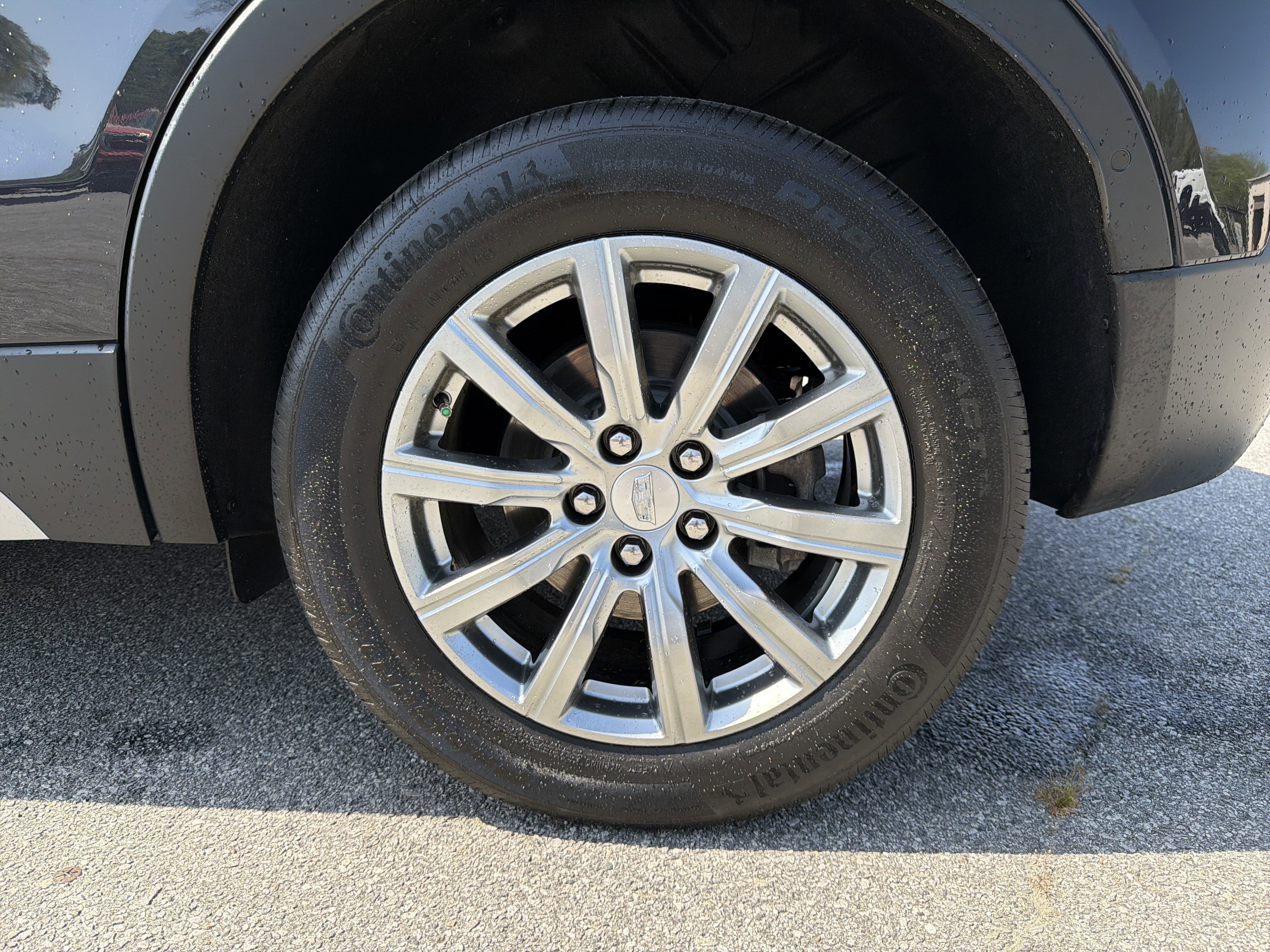 Used 2023 Cadillac XT4 Premium Luxury w/ Enhanced Visibility Package image 24