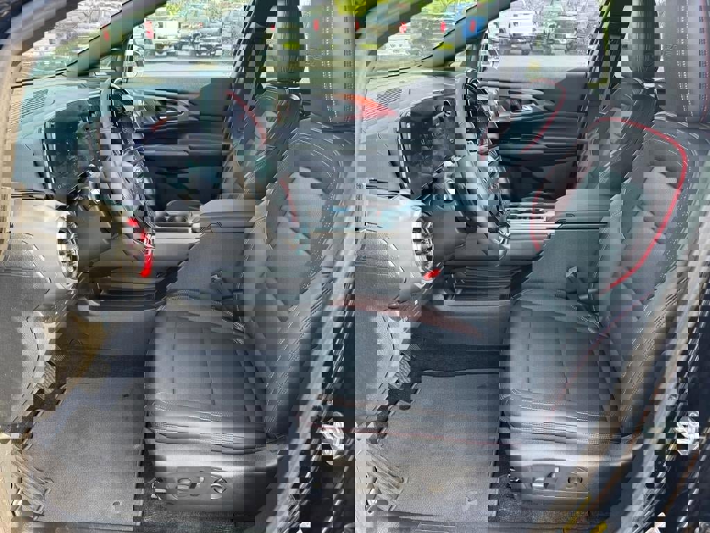 Used 2024 Chevrolet Equinox EV RS image 5