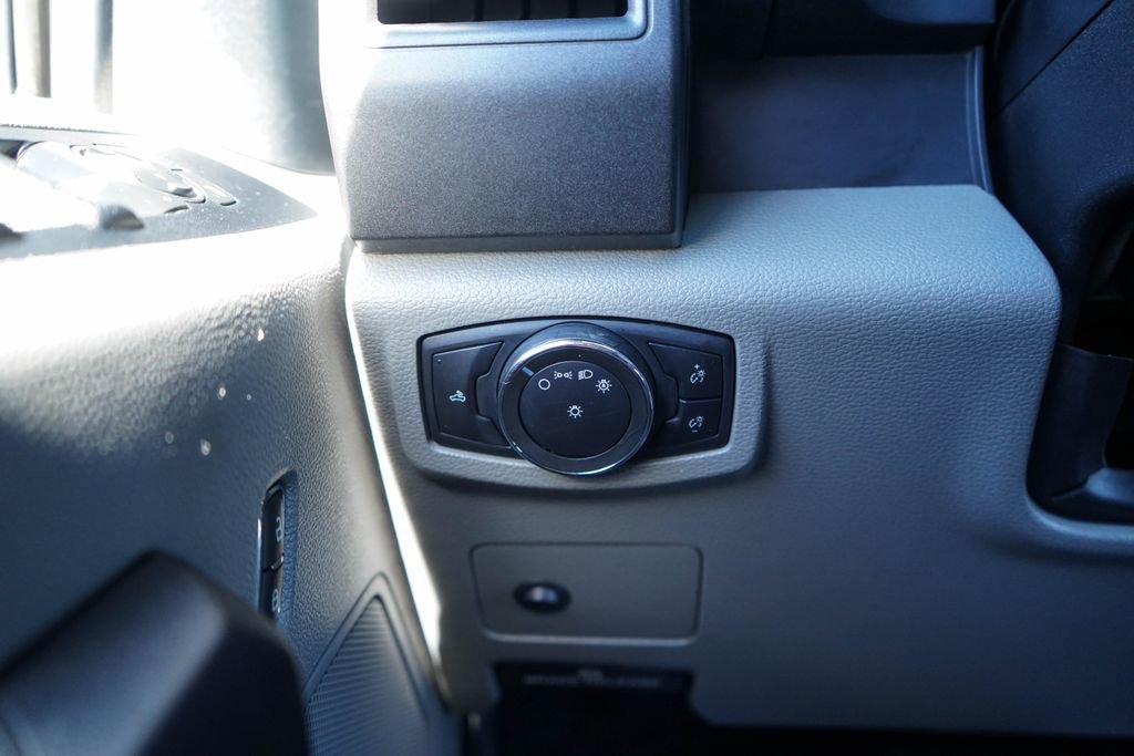 Used 2020 Ford F250 XL w/ Power Equipment Group image 26