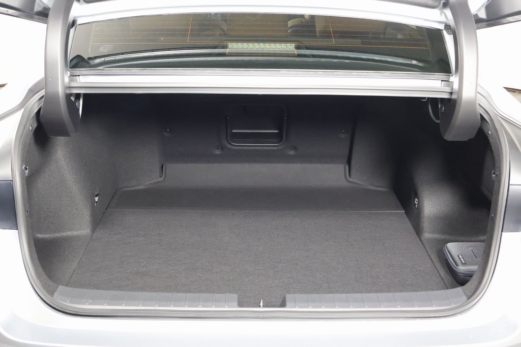 New 2026 Lexus ES 500e w/ Convenience Package AWD/4WD image 8