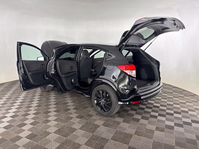 Used 2021 Honda HR-V Sport image 29
