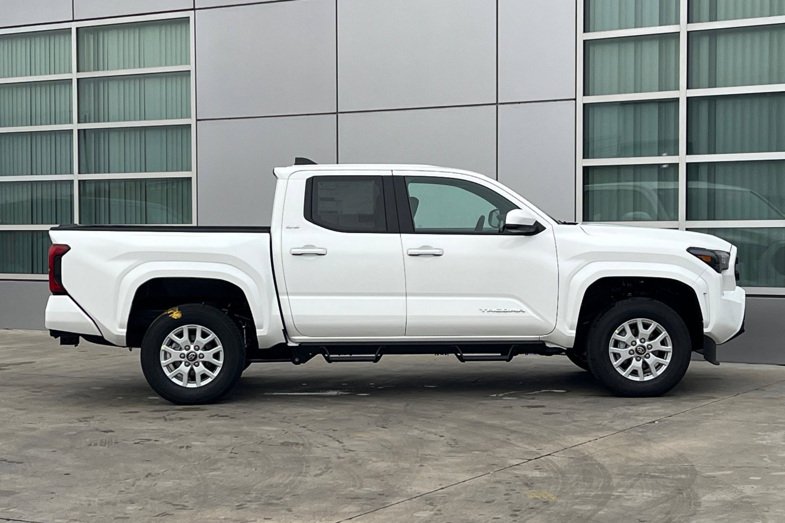 New 2026 Toyota Tacoma SR5 image 3