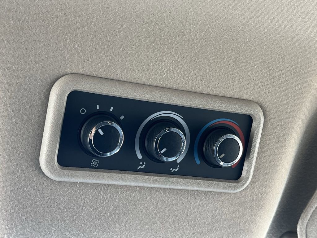 Used 2023 Chevrolet Express 3500 LS image 6