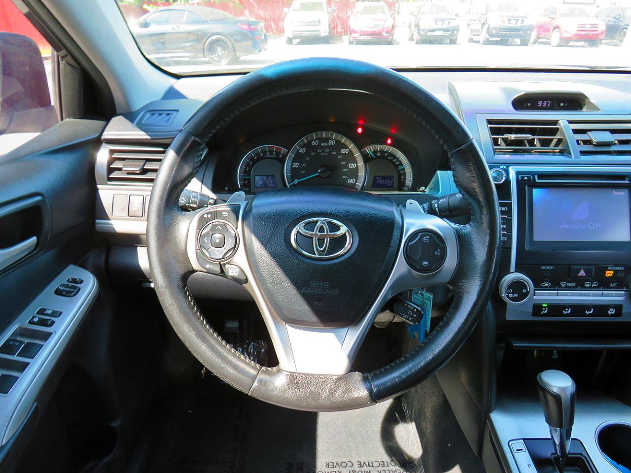 Used 2012 Toyota Camry SE FWD image 23