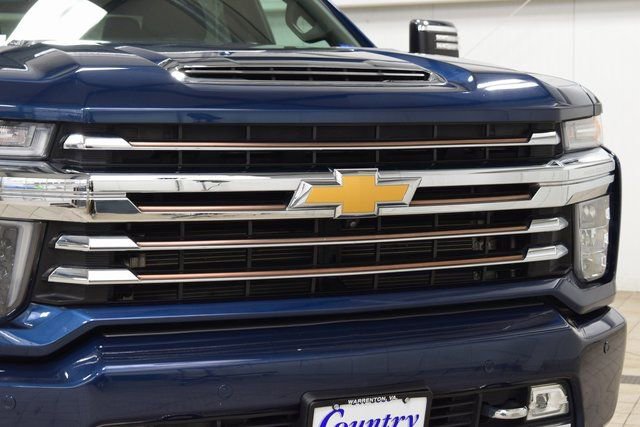Used 2022 Chevrolet Silverado 3500 High Country AWD/4WD image 11