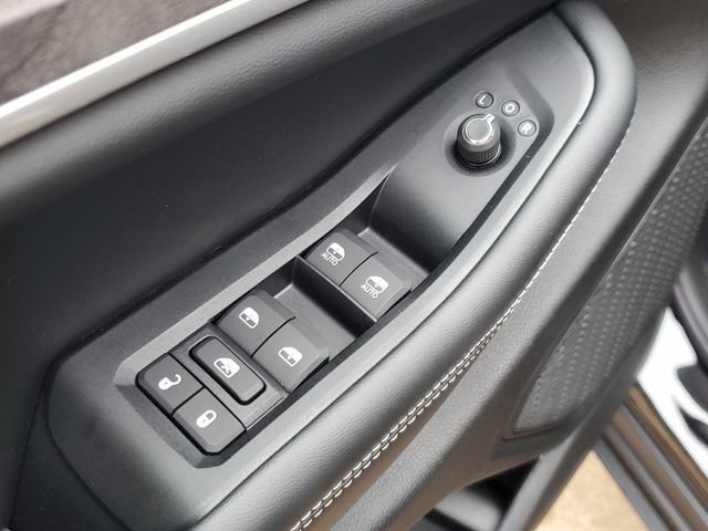 New 2025 Jeep Grand Cherokee L Limited w/ Black Appearance Package image 19