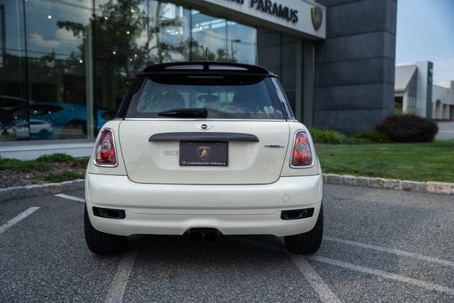 Used 2009 MINI Cooper John Cooper Works FWD image 11