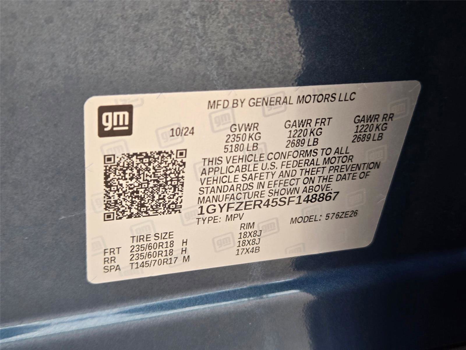 Used 2025 Cadillac XT4 Sport w/ Cold Weather Package FWD image 33