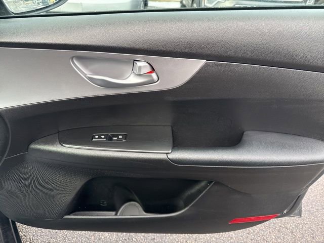 Used 2023 Kia Forte LXS w/ LXS Technology Package image 42