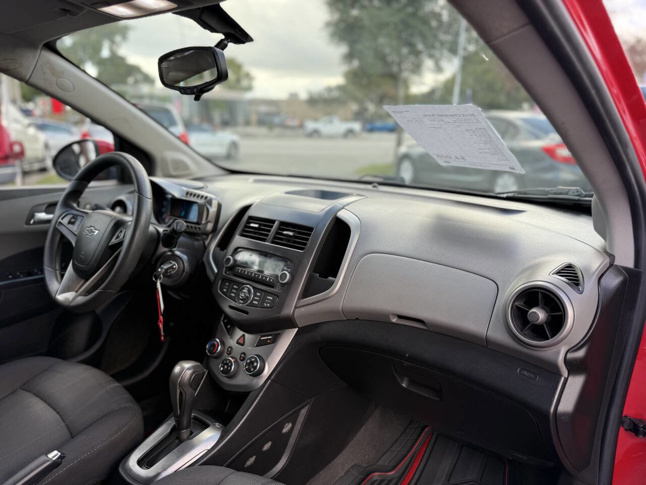 Used 2015 Chevrolet Sonic LT FWD image 18