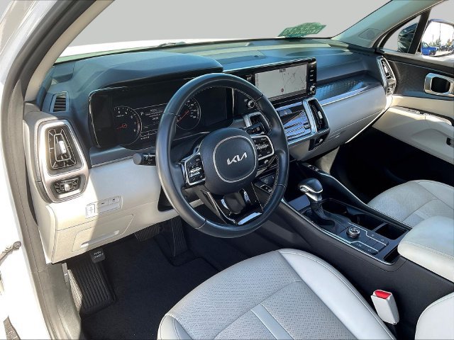Used 2023 Kia Sorento S FWD image 19