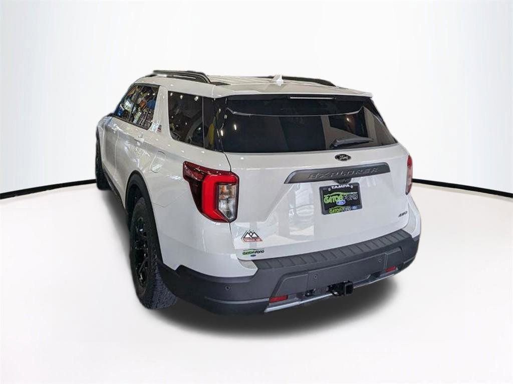 Used 2023 Kia Sorento S image 36