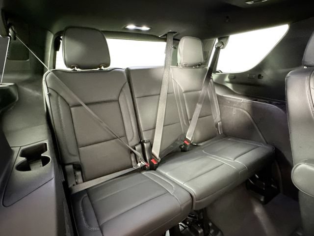Used 2023 GMC Yukon Denali w/ Advanced Technology Package AWD/4WD image 30