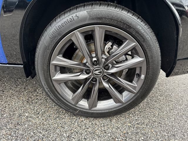 Certified 2025 Acura ADX A-Spec image 32