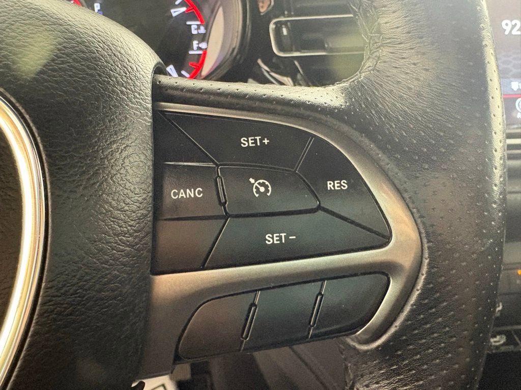 Used 2023 Dodge Durango SXT RWD image 22