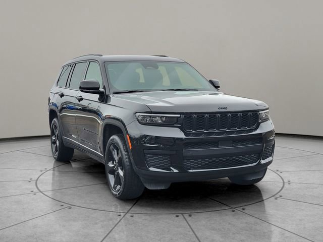 Certified 2025 Jeep Grand Cherokee L Laredo image 14