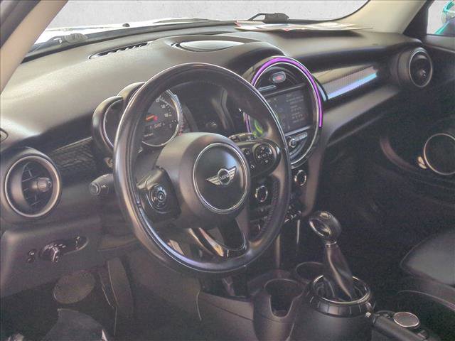 Used 2015 MINI Cooper S image 9